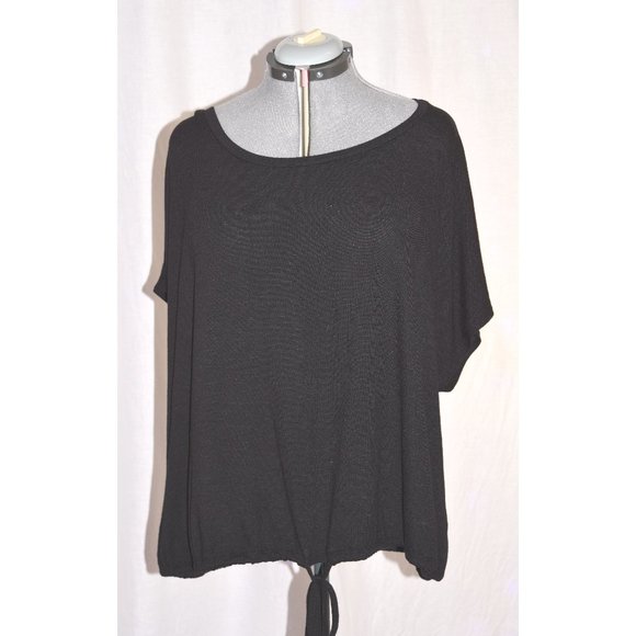 Torrid  Black Knit top size 4 - Picture 1 of 7
